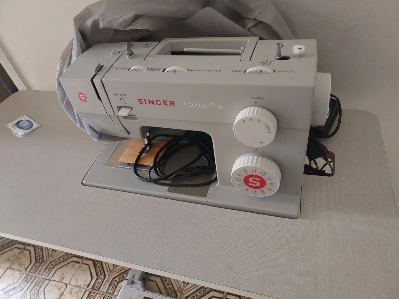 Maquina de costura Singer - Foto 3