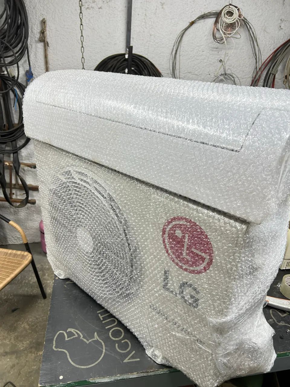 AR CONDICIONADO SPLIT LG DUAL INVERTER 12000 BTUS