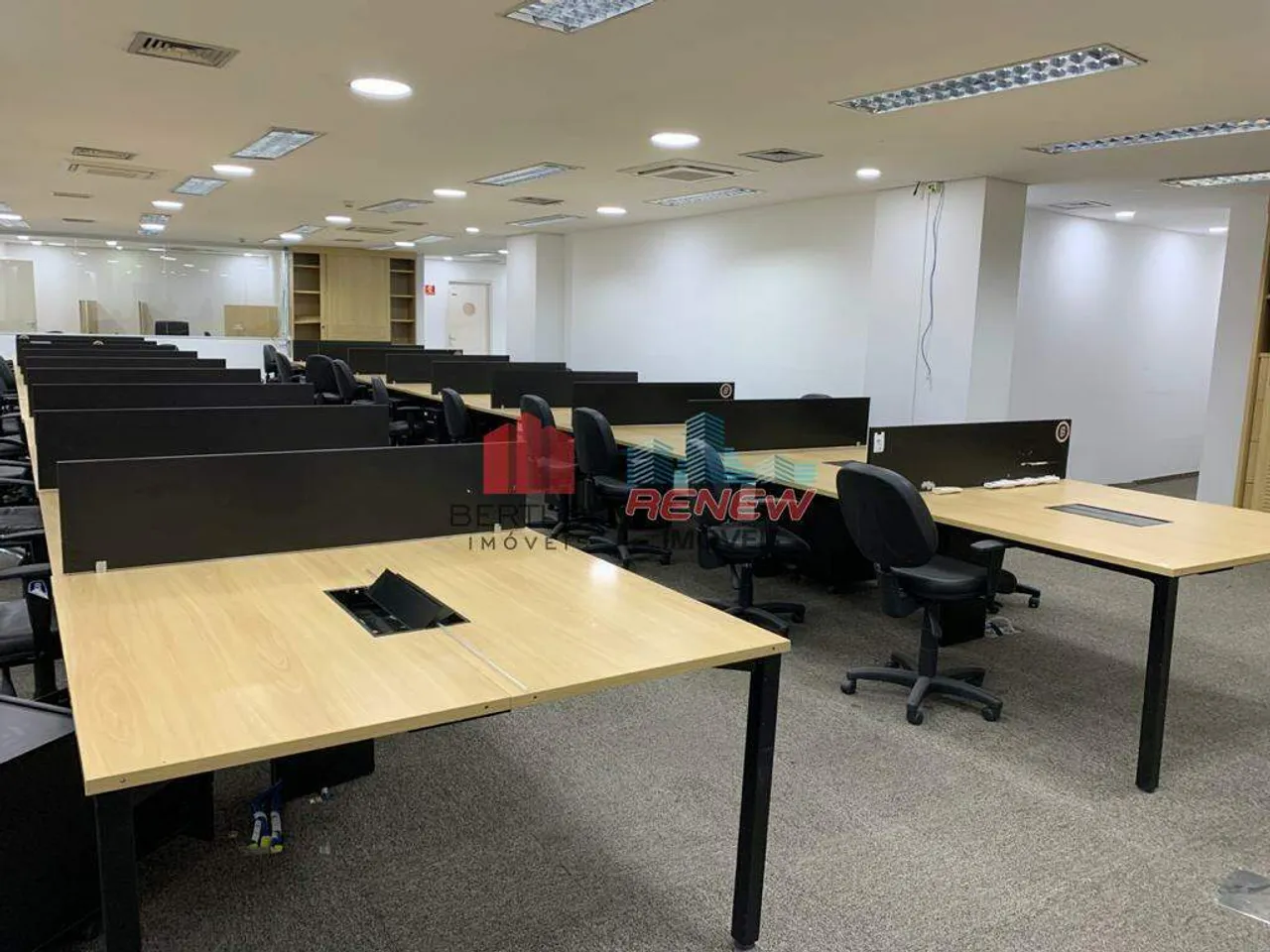 Sala para aluguel Edifício Wilson Mendes Caldeira em São Paulo