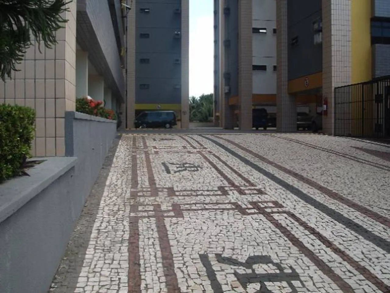 Apartamento para venda possui 68 metros quadrados com 3 quartos em Monte Castelo - Fortale - Foto 2