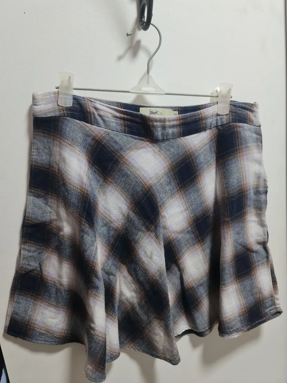 Saia Xadrez Feminina - Conforto e Estilo!
