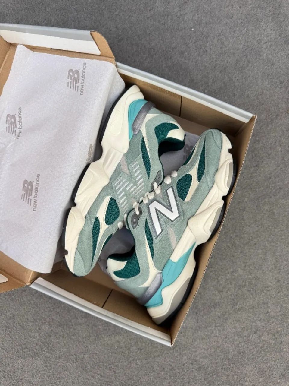 Tênis New Balance 9060 Verde Masculino Couro  - Foto 4