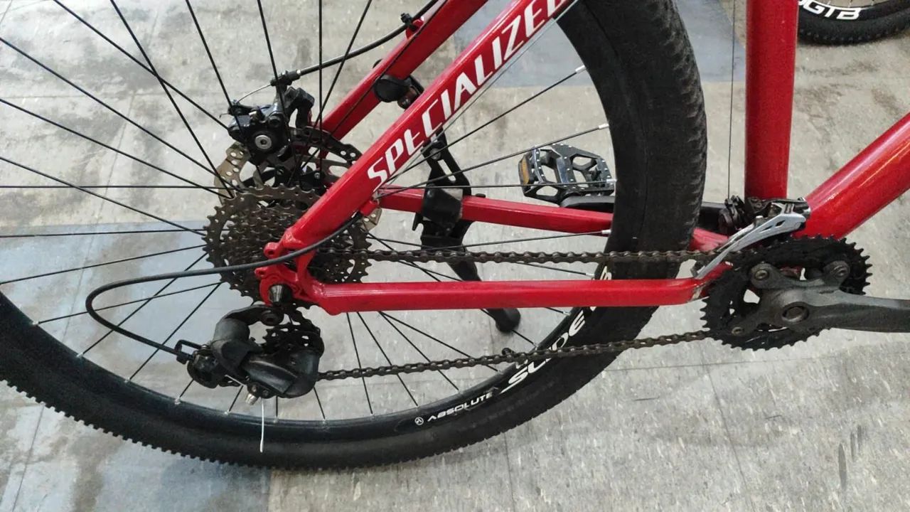 Bicicleta Specialized Vermelha - Foto 2