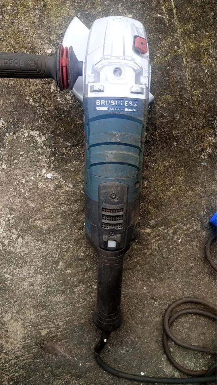 Esmerilhadeira Bosch GWS 30-180 PB - Foto 2