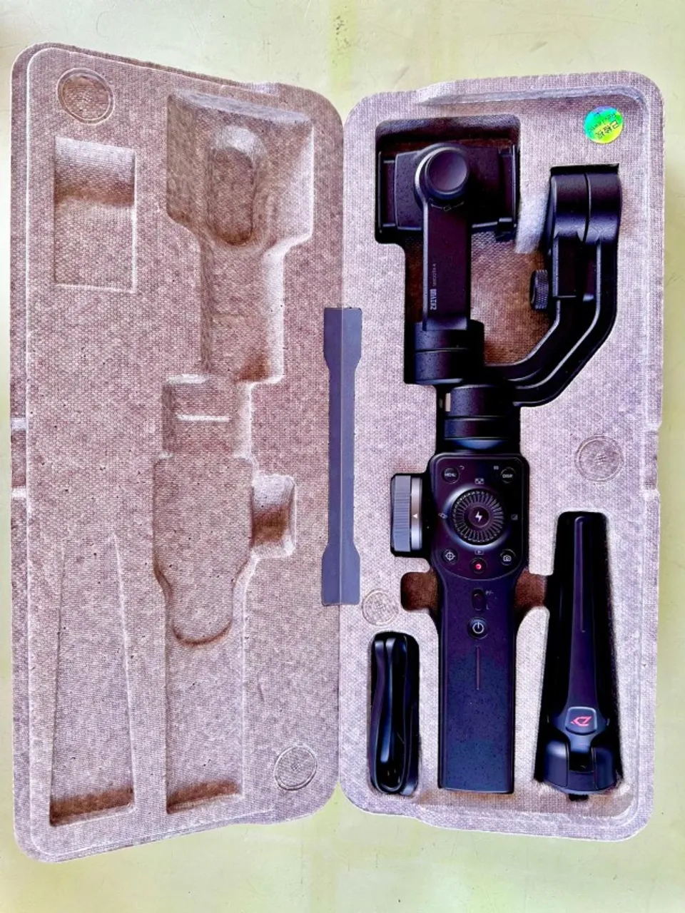 Gimbal Zhiyun Smooth 4 - Estabilizador para Smartphone | Completo |