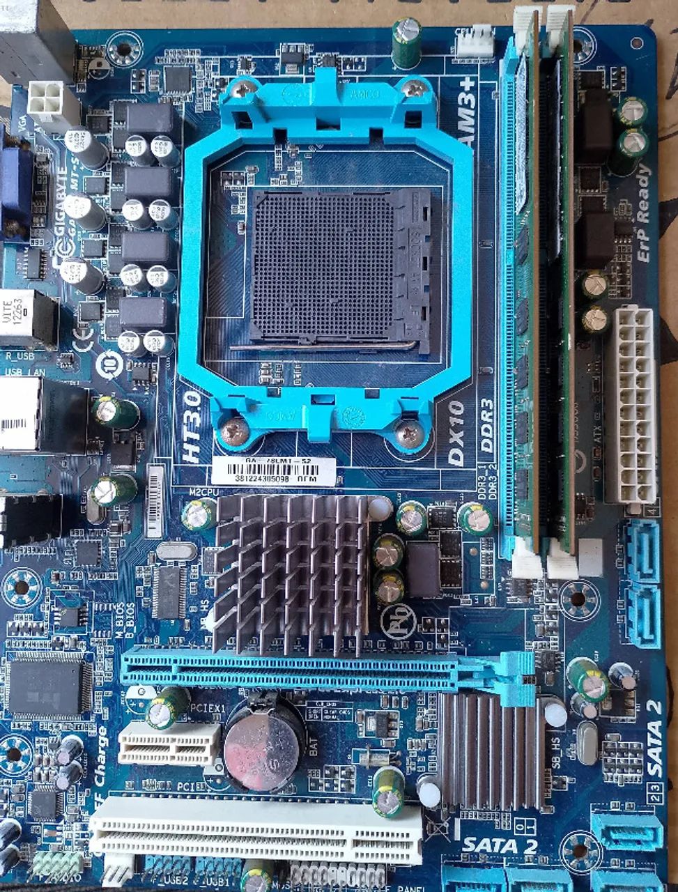 Pc Amd Quad-Core com 8 gigas de memória - Foto 5