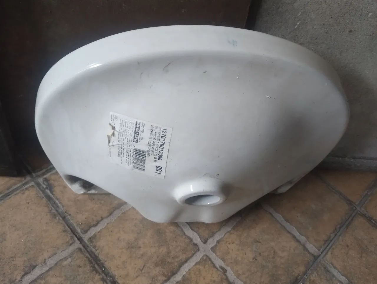 Cuba de banheiro em cerâmica - Foto 2