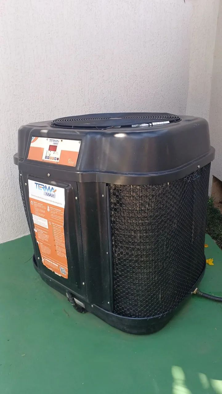 Bomba de Calor Terma Max 04 Nautilus 220v - Muito nova - Aquece muito rápido uma piscina. - Foto 3