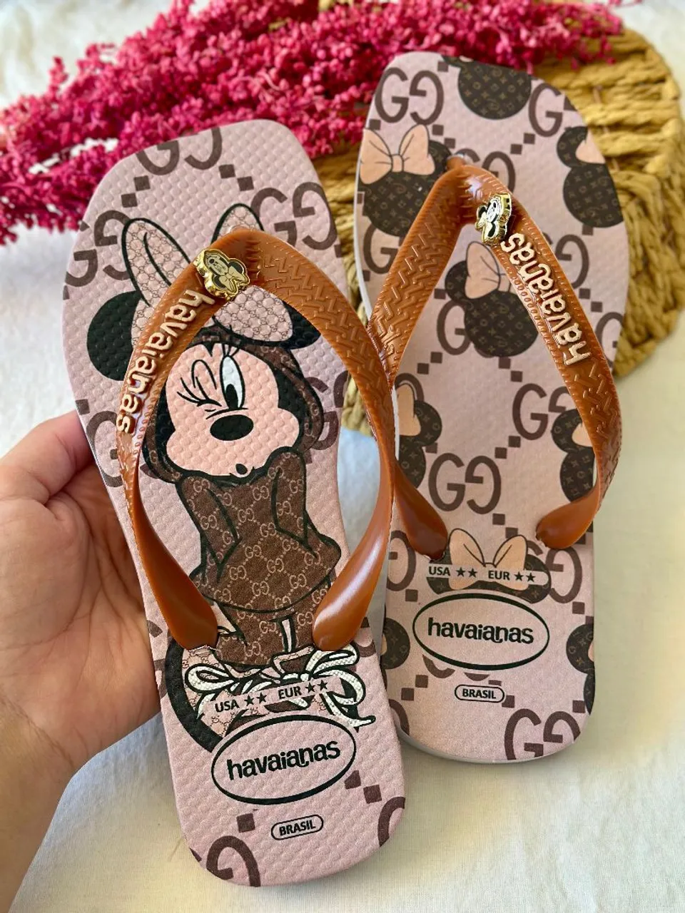 Havaianas Minnie Gucci - Rosa