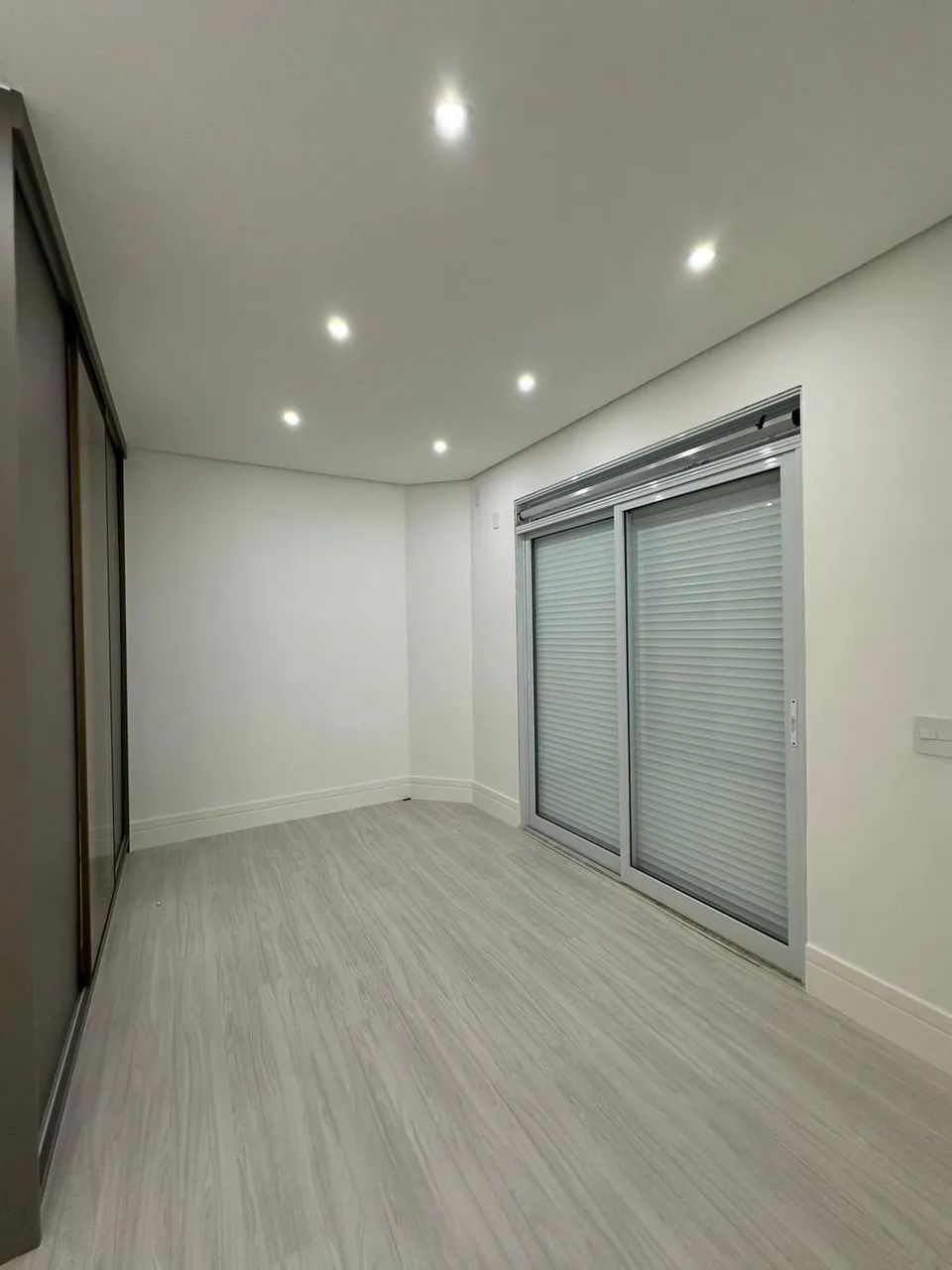 Casa para alugar em Santana de Parnaíba, Colinas da Anhangüera, com 5 suítes, com 440 m² - Foto 4