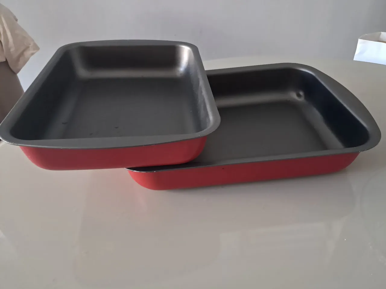Assadeiras (formas, travessas de cozinha) BRINOX vermelhas