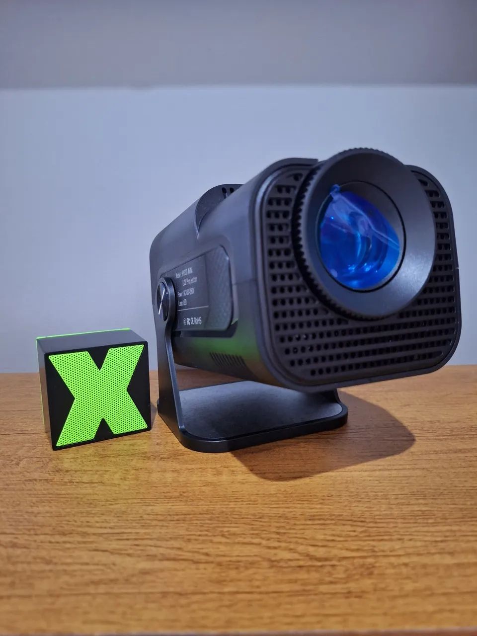 Projetor HY320 Mini com Caixinha