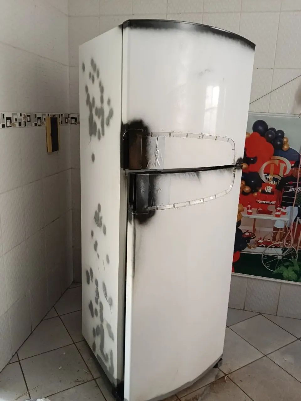 envelopamento em geral e aplicação de papel de parede - Foto 2
