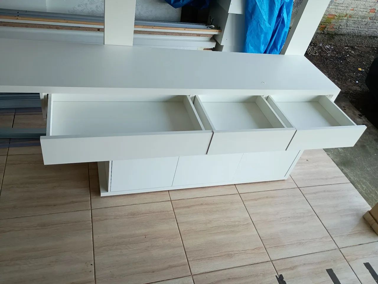 Armário com expositor de vinho  - Foto 5