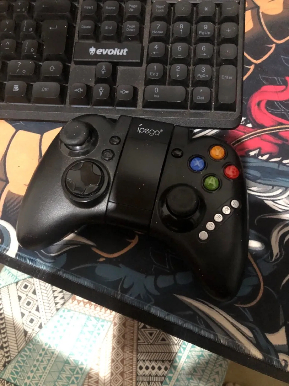 Controle ipega para celular e PC