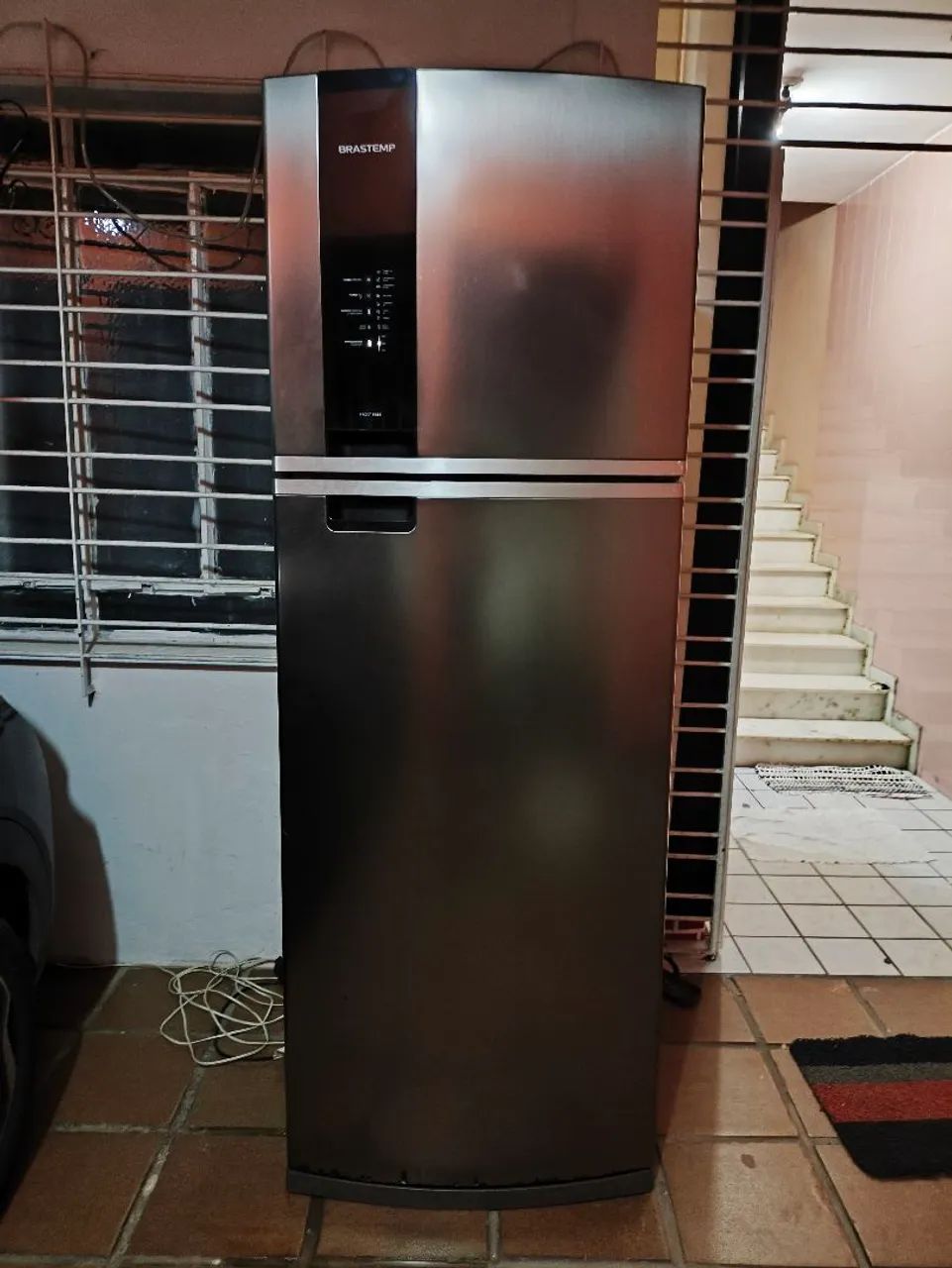 Vendo uma geladeira Frost Free Brastemp  - Foto 4