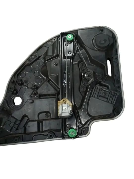 MAQUINA DE VIDRO TRASEIRA ESQUERDA MERCEDES C300 DO MERCEDES C300 2020/2020 - Foto 4