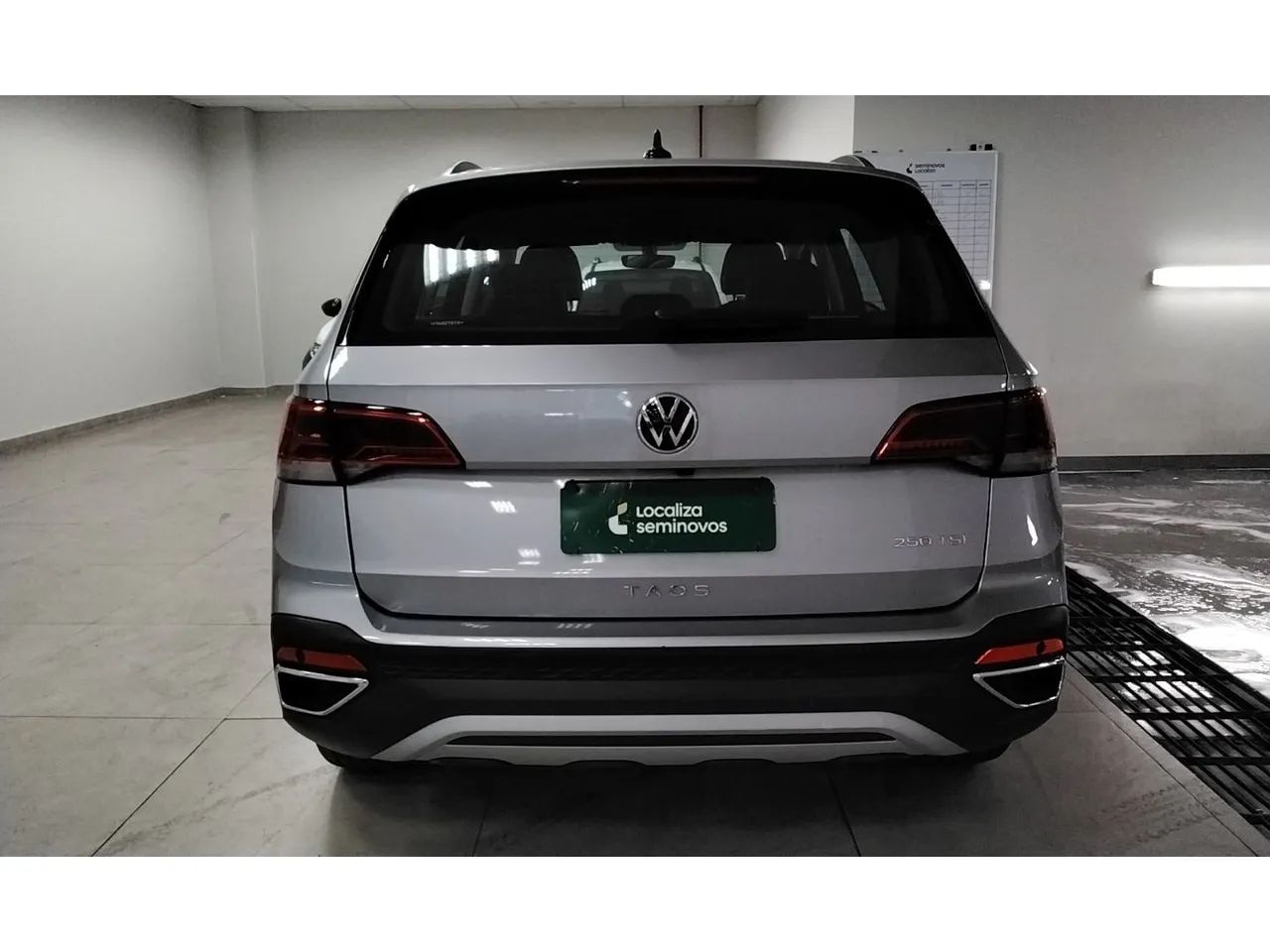 Volkswagen Taos 2023 1.4 250 tsi total flex comfortline automático - Foto 4