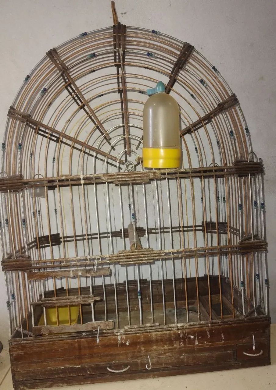 Vendo gaiola de passarinho grande