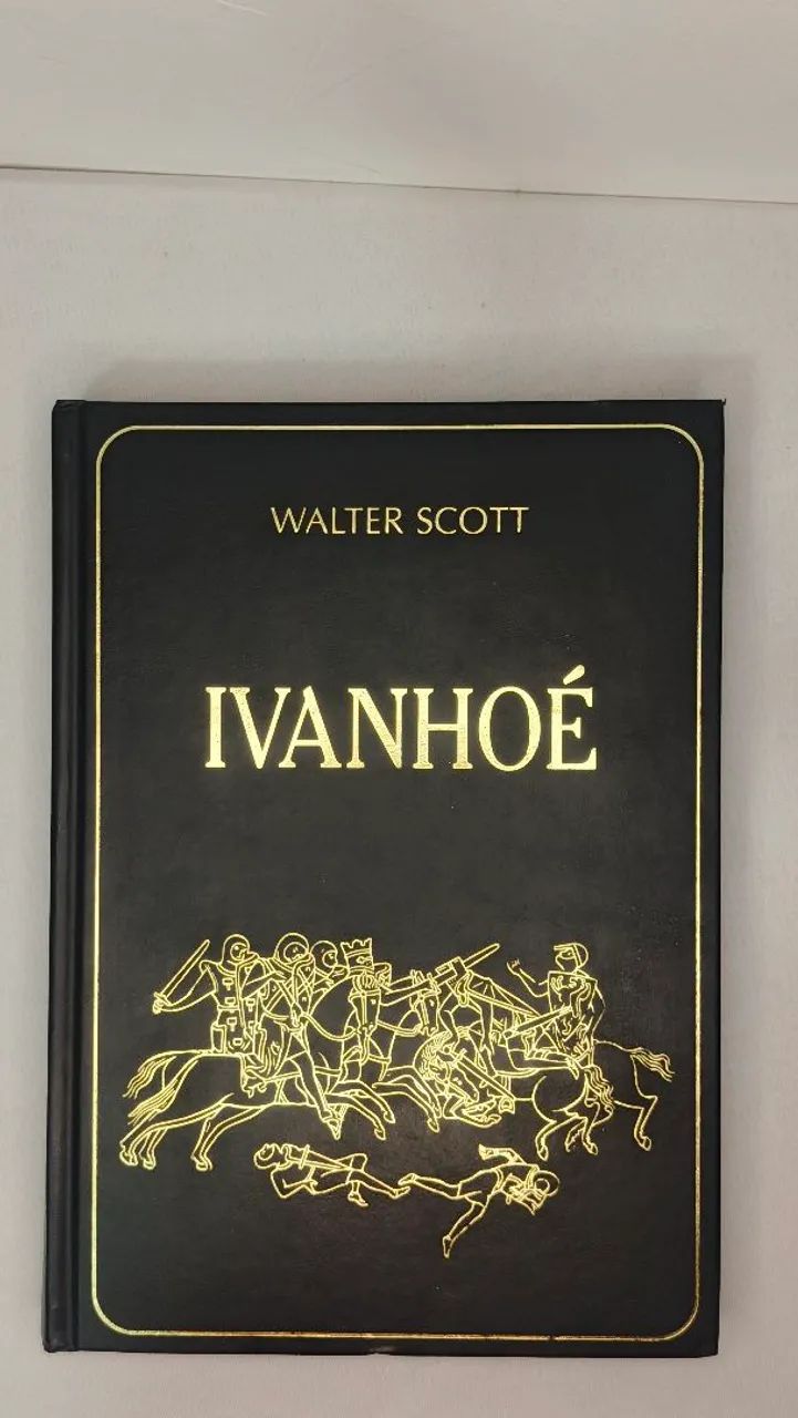 Livro Ivanhoé de Walter Scott - Foto 4