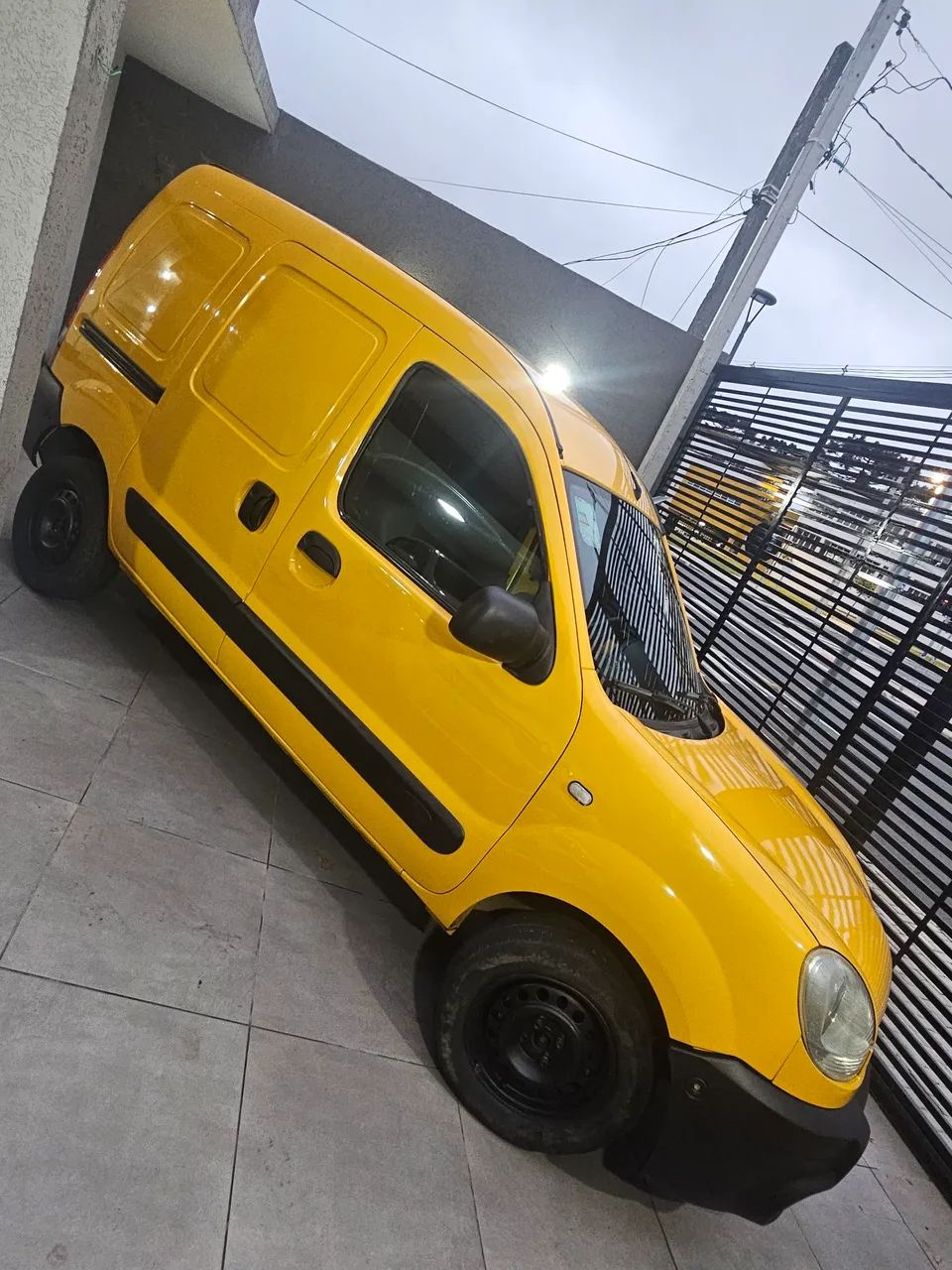 Renault Kangoo Alugo para entregas mercado livre, shopee 