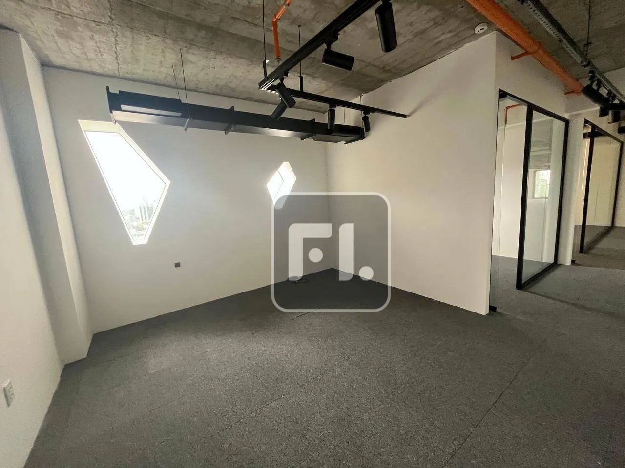 Conjunto, 316 m² - venda por R$ 3.500.000,00 ou aluguel por R$ 21.192,00/mês - Chácara San - Foto 12