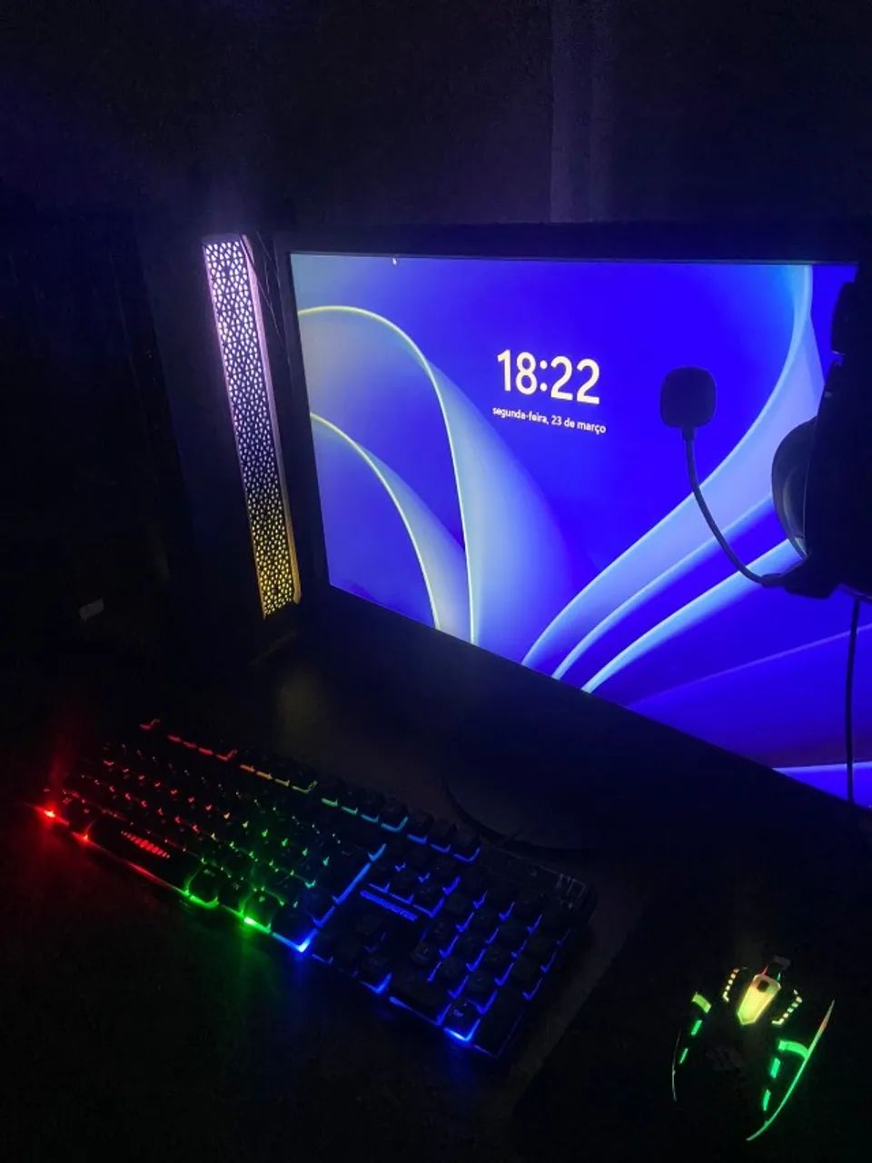 PC GAMER COM LED