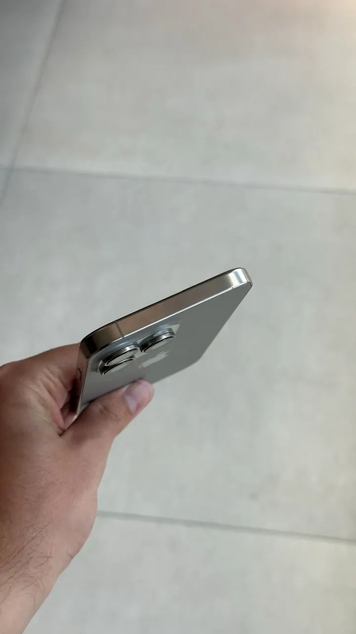 ? iPhone 16 Pro Max 256GB - Titânio Natural - Foto 4