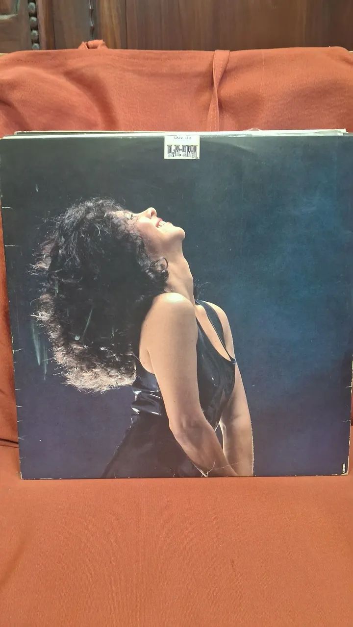 LP "Bem Bom" da cantora Gal Costa - Foto 2