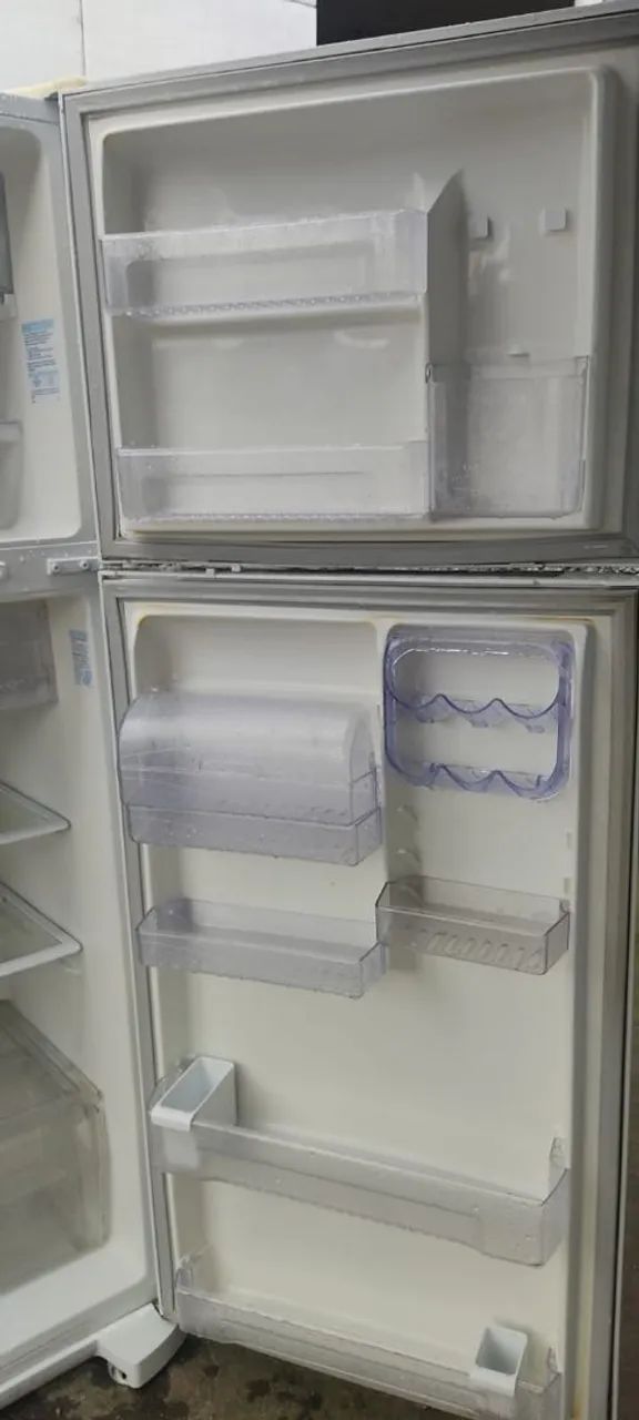 Geladeira Eletrolux Frost Free  - Foto 5