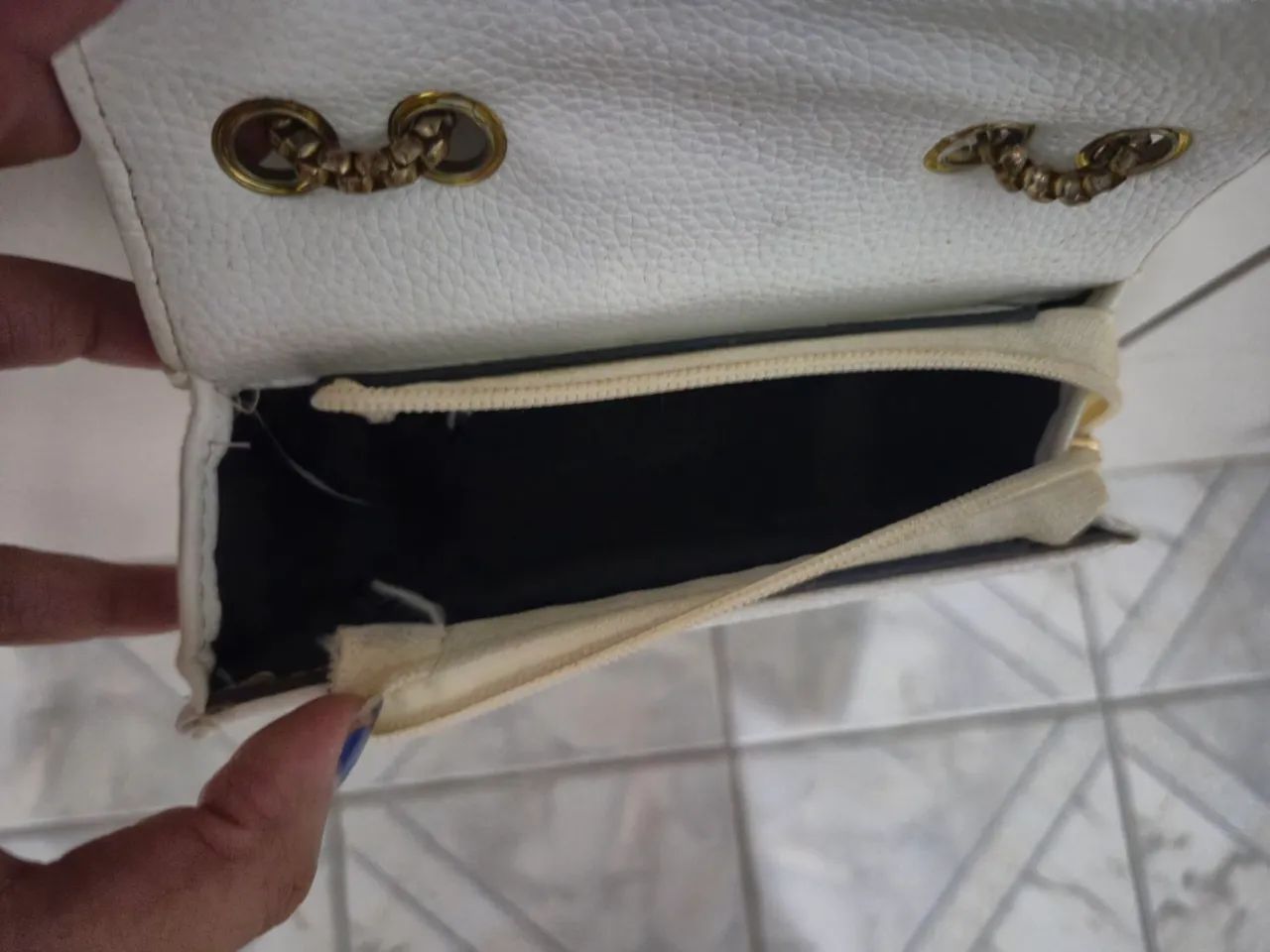 Vendo bolsa branca - Foto 2