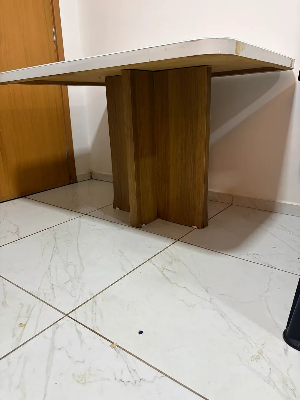 Glass Table65082642418179123