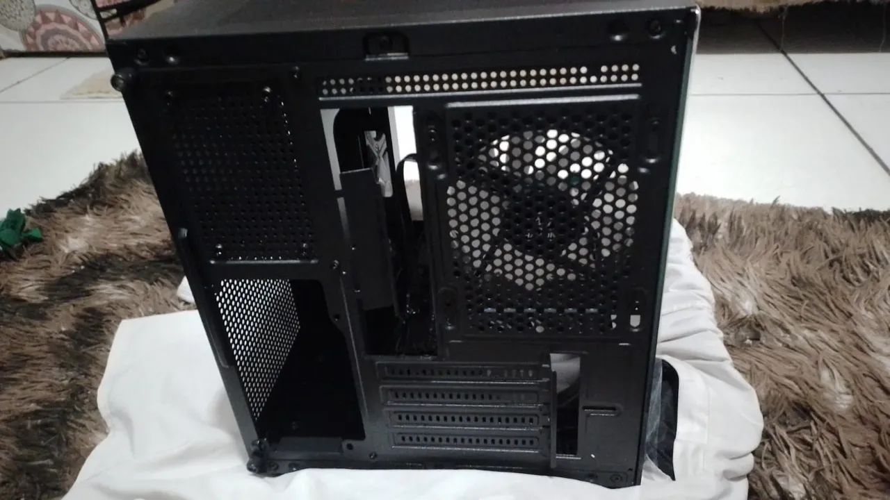 Gabinete gamer 