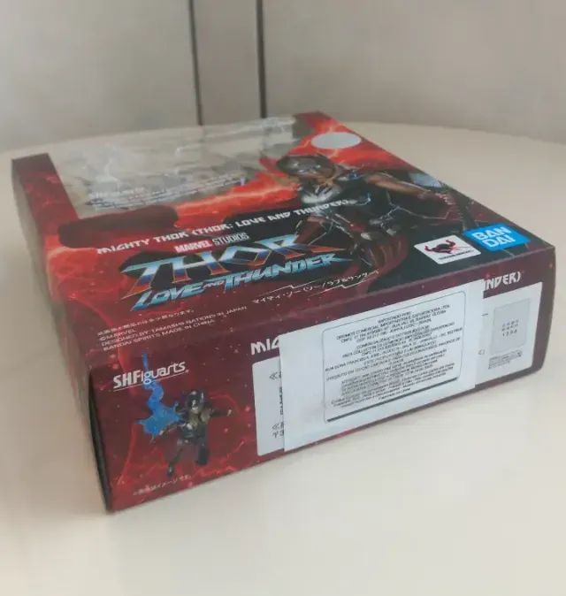 Bandai S.h. Figuarts Mighty Thor - Marvel Thor Amor E Trovão (15cm) - Foto 5