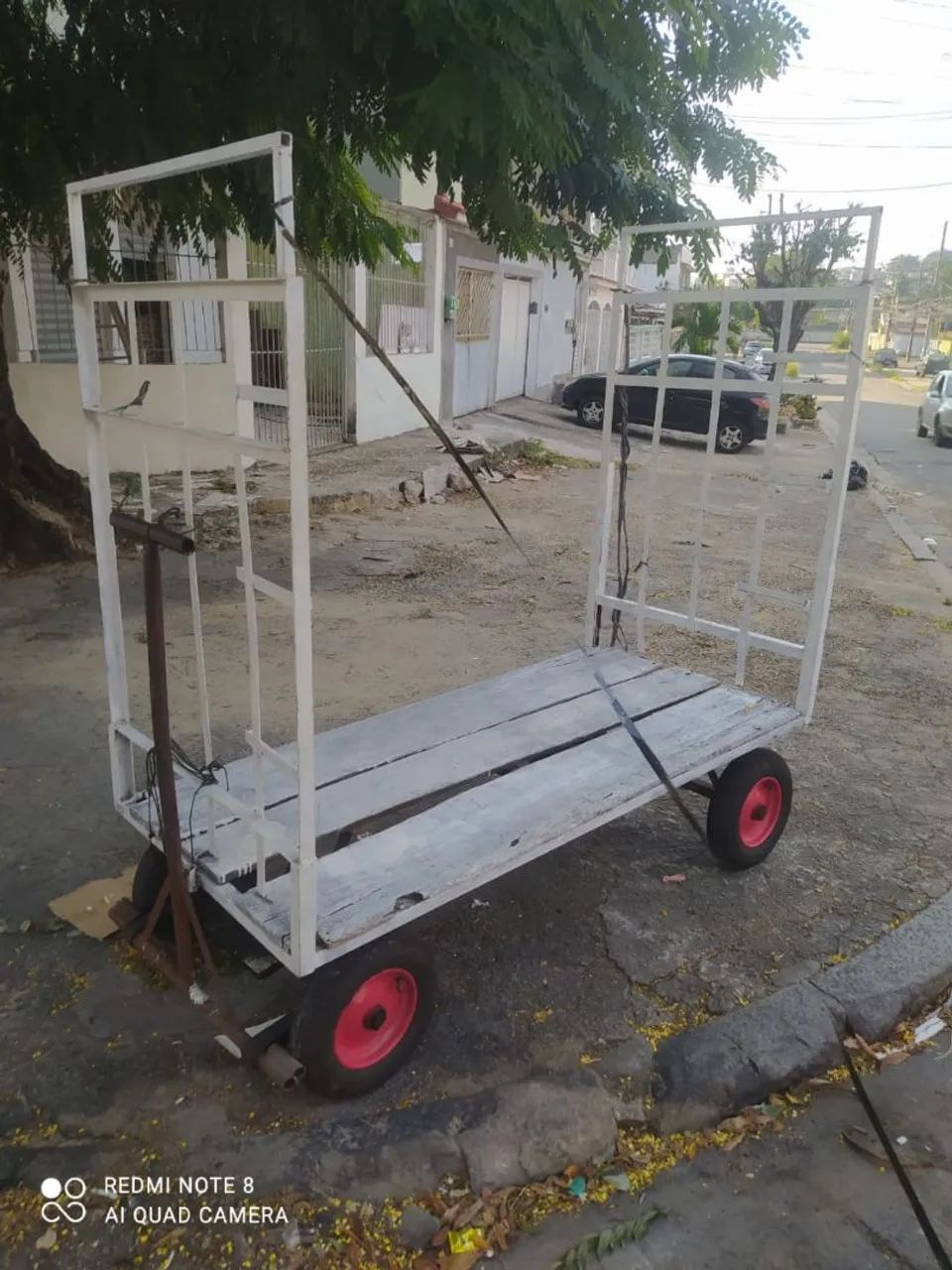 Carrinho pranch ão semi novo - Foto 2