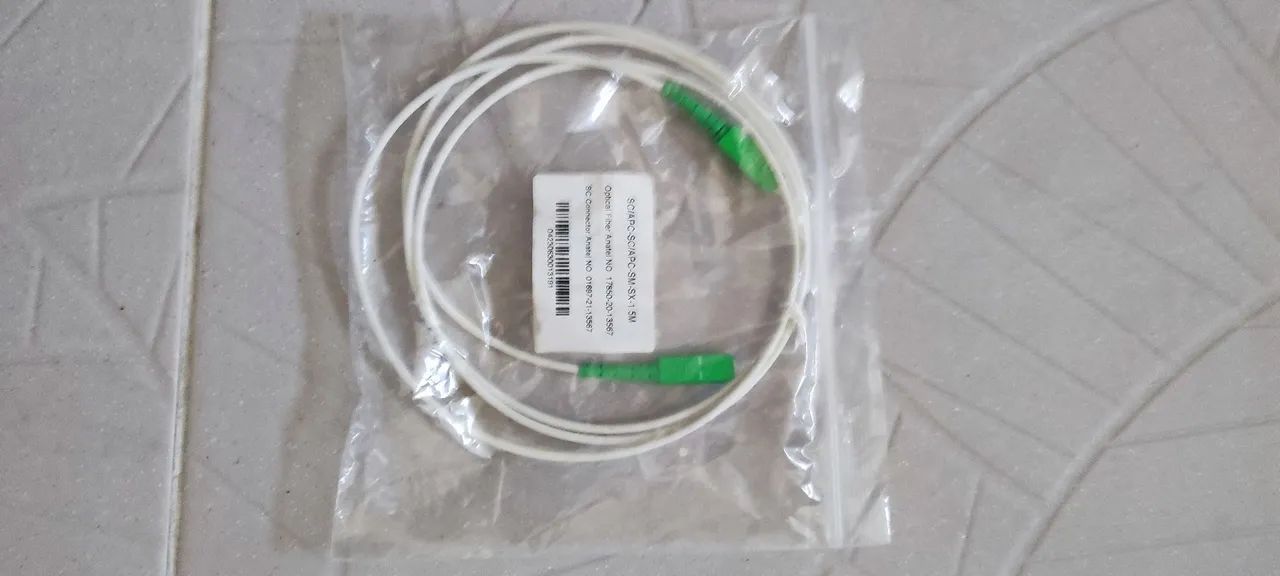 Cabo de fibra ótica 