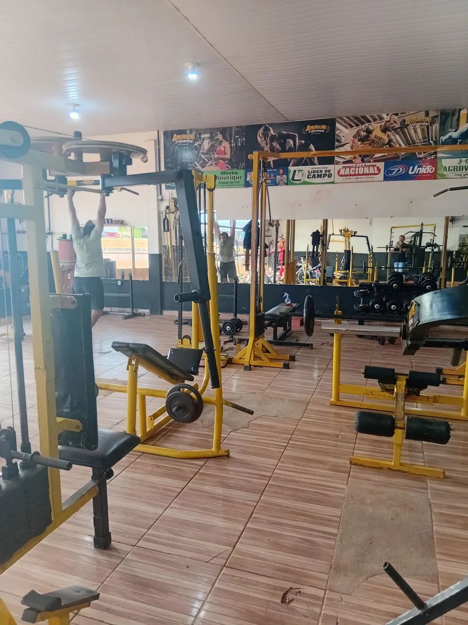 Vendo por 130.000 cel. *35 - Foto 2
