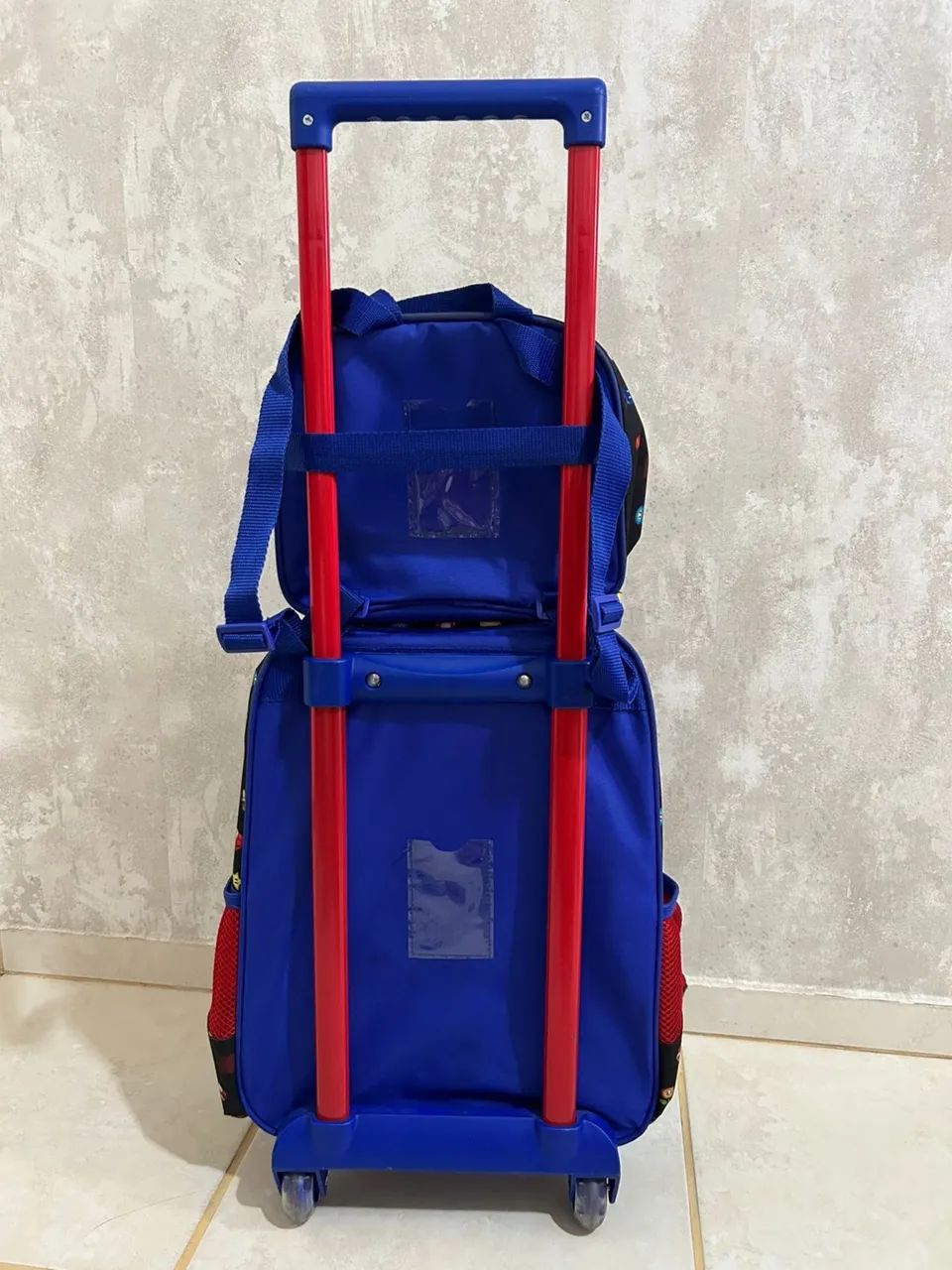  Mochila Super Mario vem com lancheira. - Foto 2