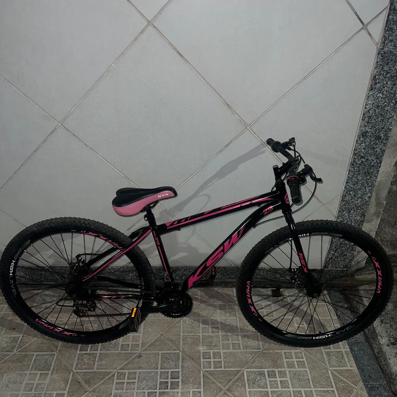 Bicicleta aro 29 rosa - Foto 2
