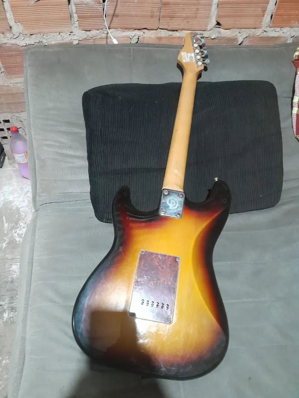 Guitarra usada em perfeito estado - Foto 2