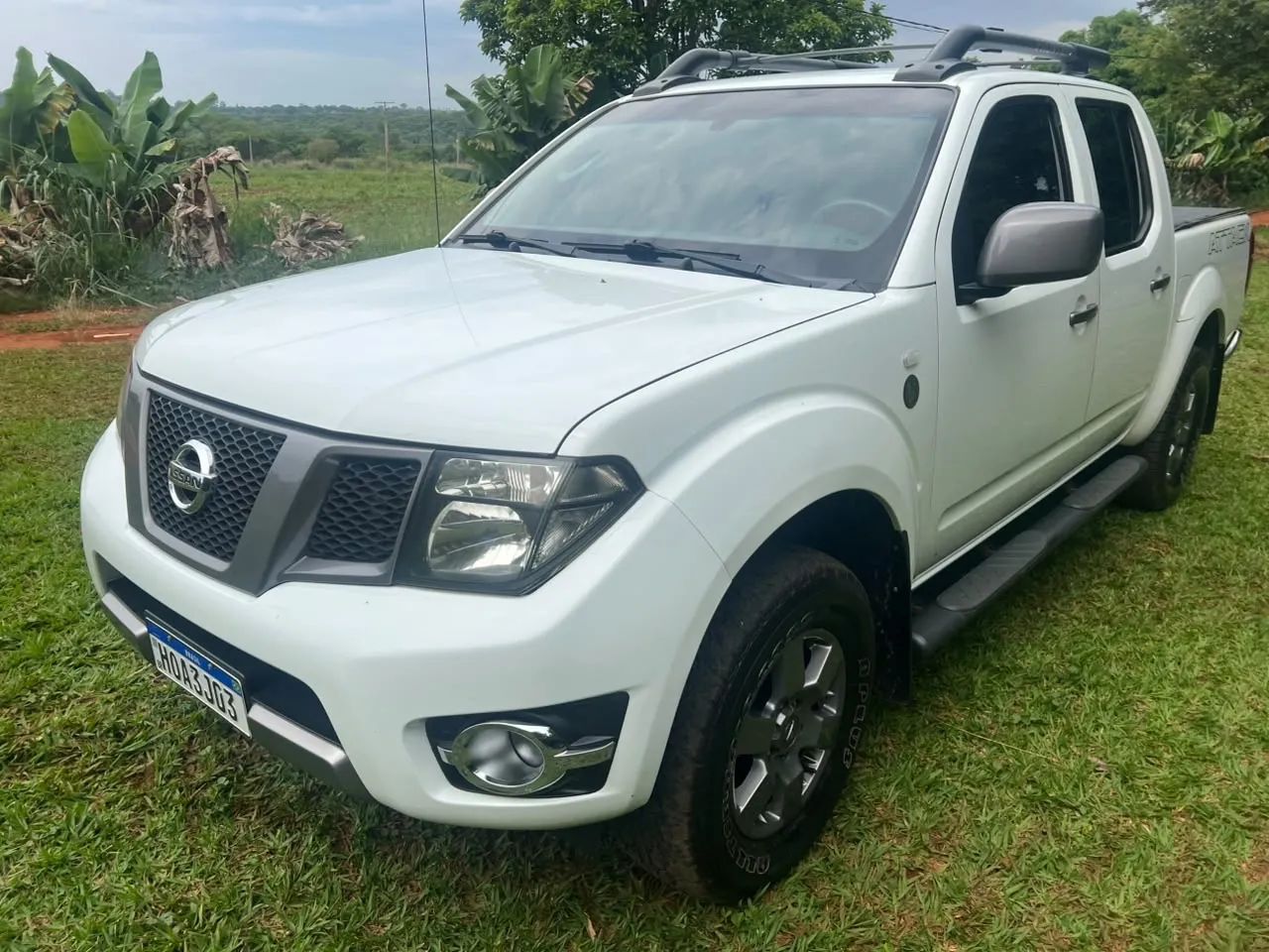 Nissan Frontier SV AT.CD 4X4 2.5 TB DIESEL MEC. 2013
