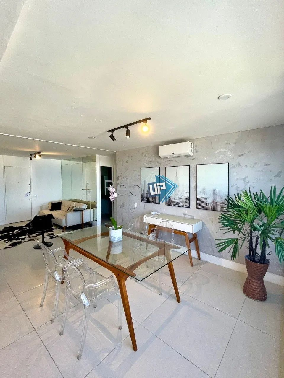 LEBLON - FLAT - 1 QUARTO - 1 VAGA - COM INFRA - Foto 4