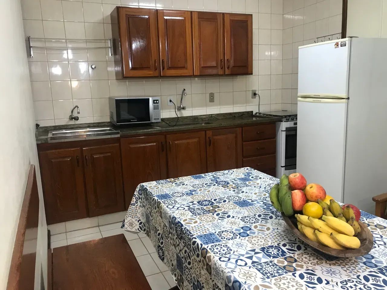 Apartamento para locação de temporada por diária de 02 dorm. na quadra da praia em Florian - Foto 2