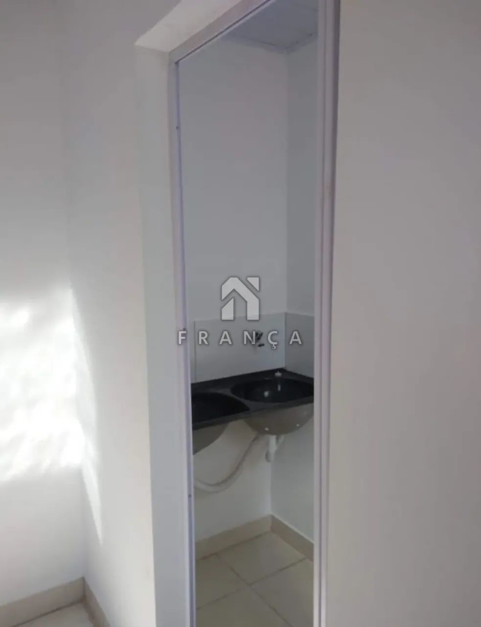 IMÓVEL COM ALTO POTENCIAL DE RENDA + PISCINA | BOSQUE DOS EUCALIPTOS - Foto 2