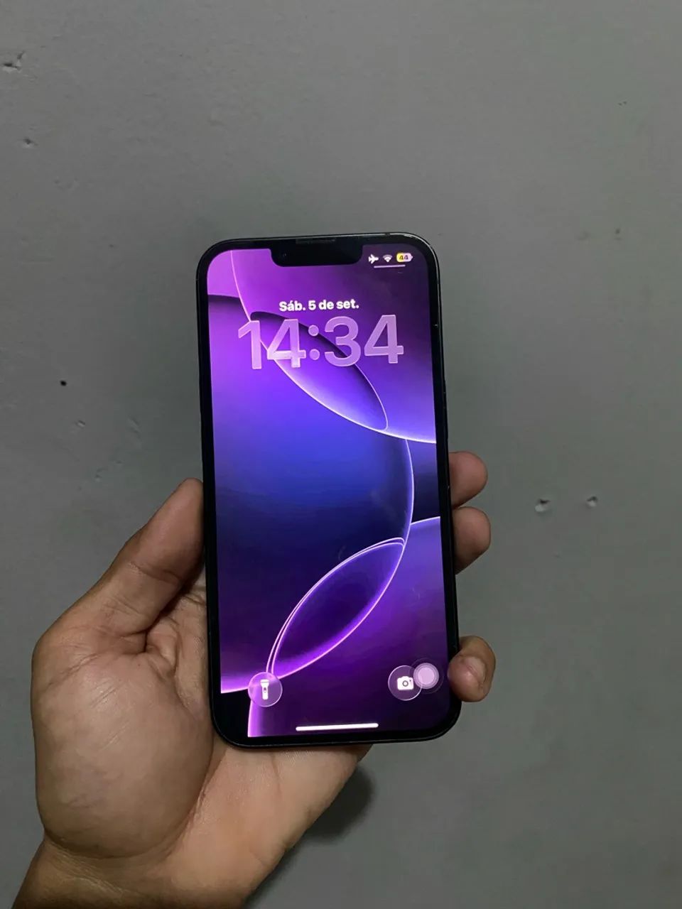 Vendo ou troco iPhone 16E