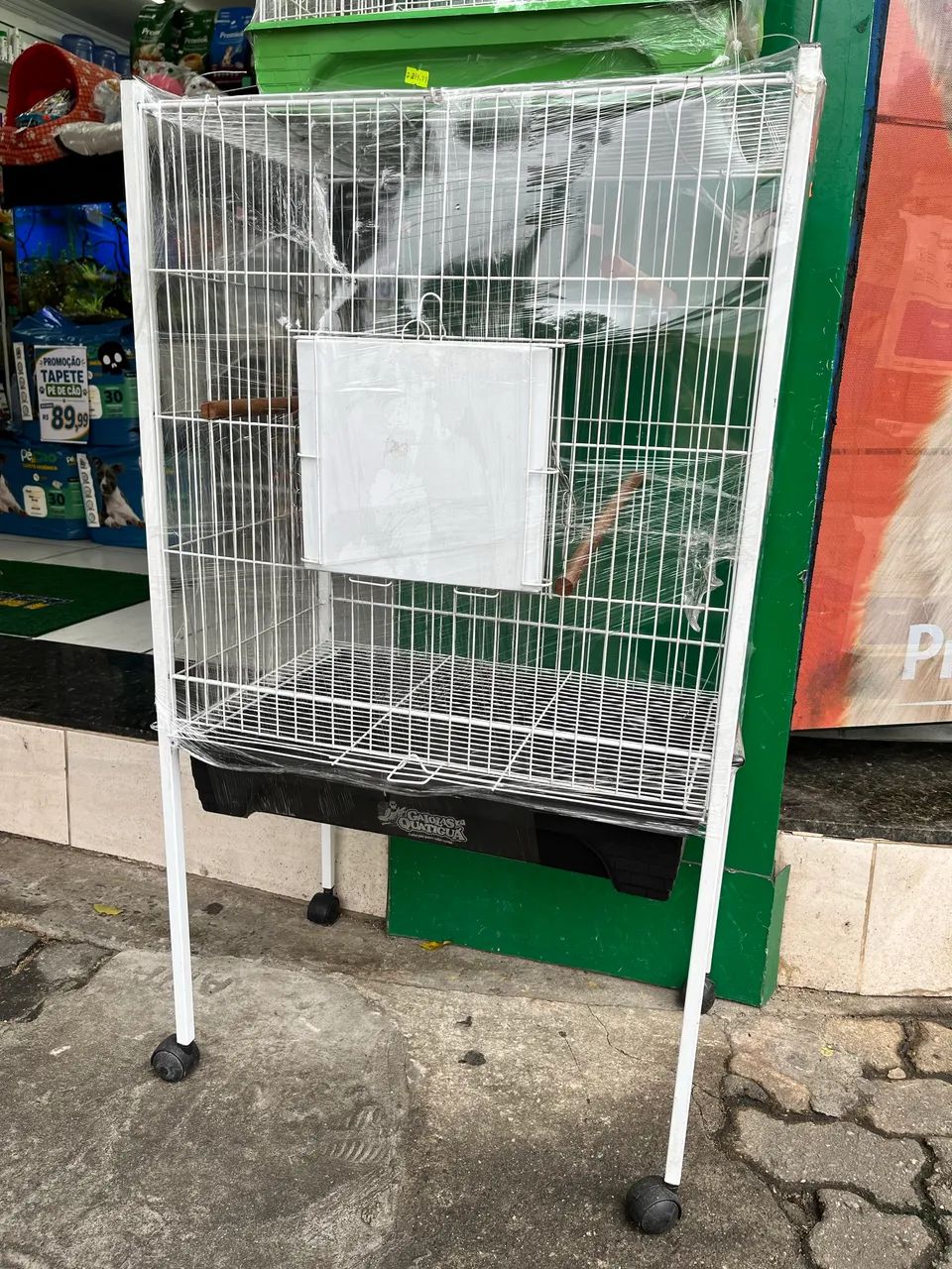 Viveiro para pássaros