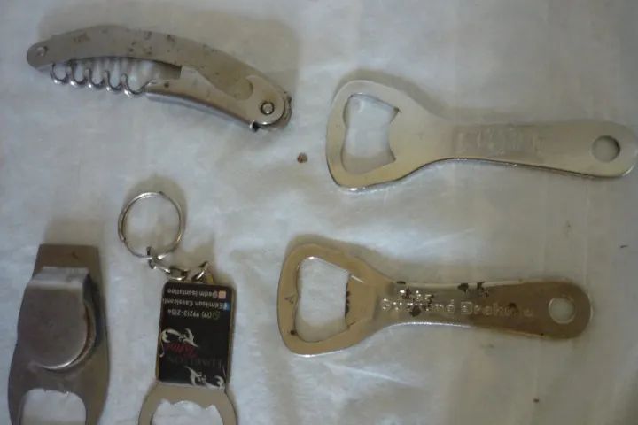 Abridores De Garrafas Lote Com 7 Peças Leia (Usado) - Foto 2