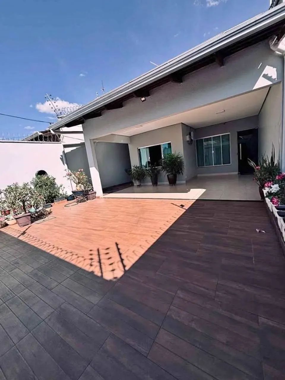 *vende-se esta casa