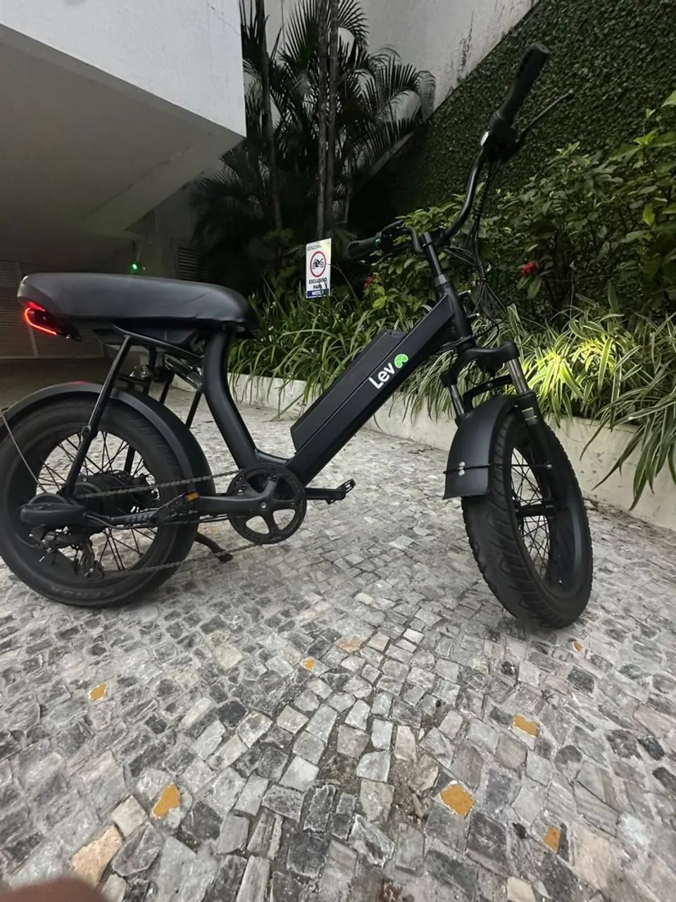 ? LEVE CRUIZE - APENAS 6 MESES DE USO - Foto 2