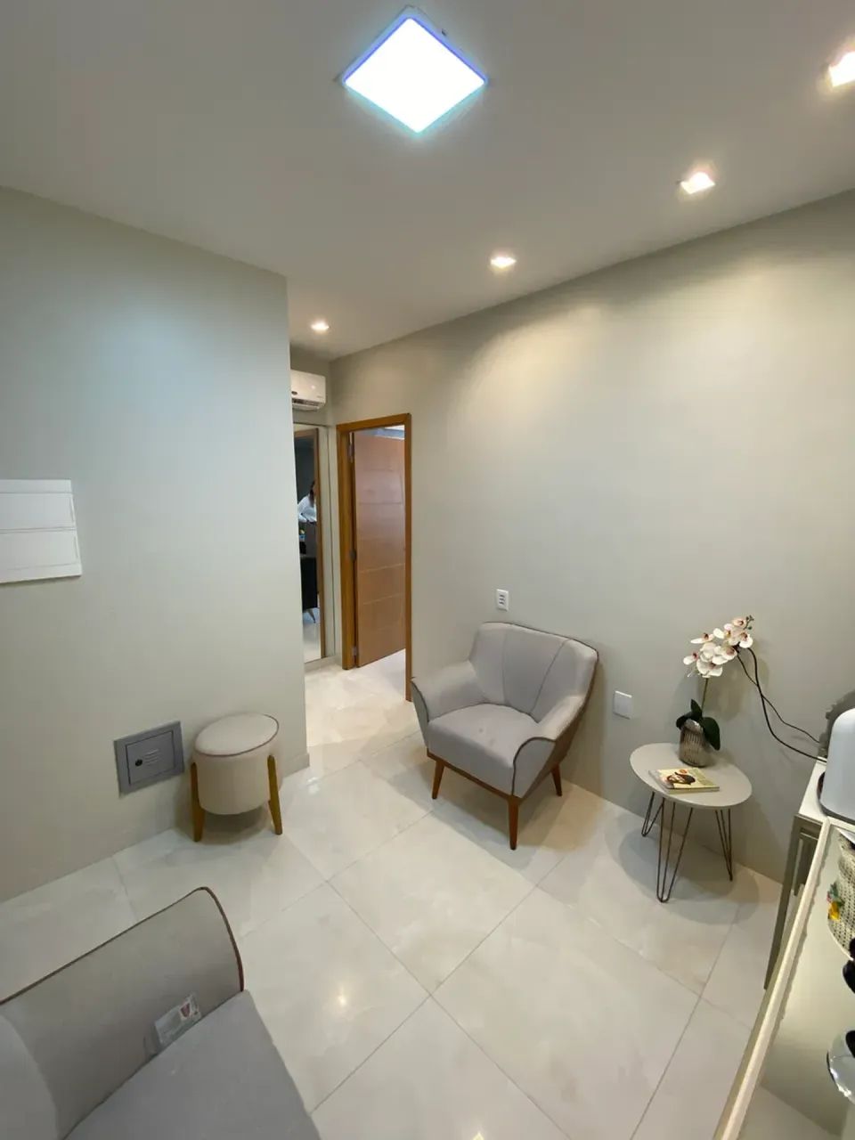 Sala Comercial Semi Mobiliada no Bairro do Marco | Andar Altíssimo | Infinity Corporate